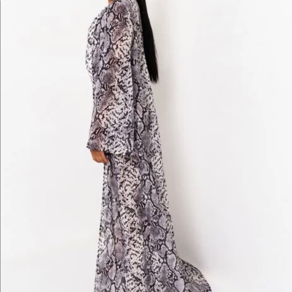 Akira Long Sleeve Cardigan - Picture 3 of 4